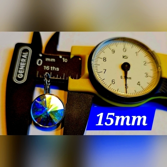 Swarovski Element NEW. Crystal Brown Earrings Round. Bling. Sparkling. Simple. - Picture 2 of 5